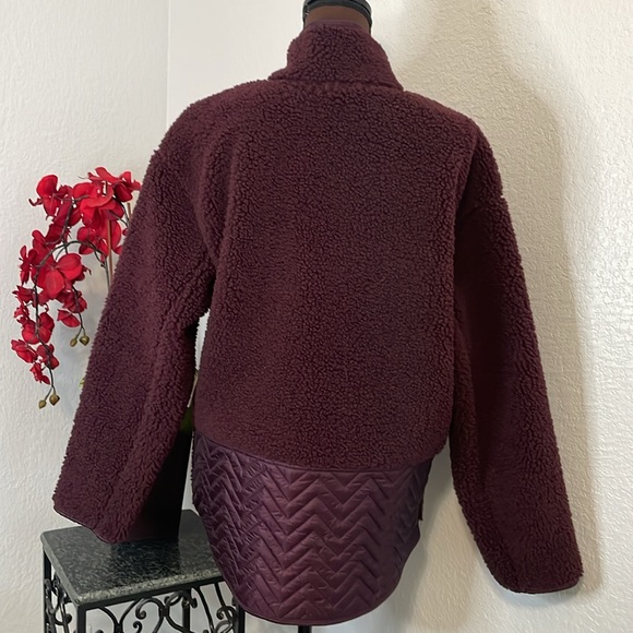 NWT Athleta Cozy Sherpa Snap Sweatshirt Oversized Burgundy Wine Purple M - Picture 4 of 7